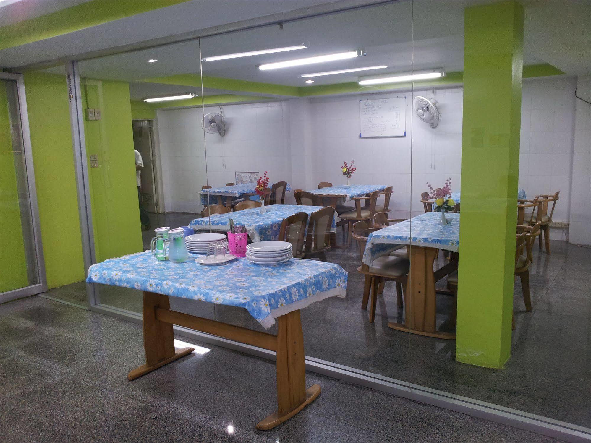 Centaur Inn Hotel Bangkok Dış mekan fotoğraf
